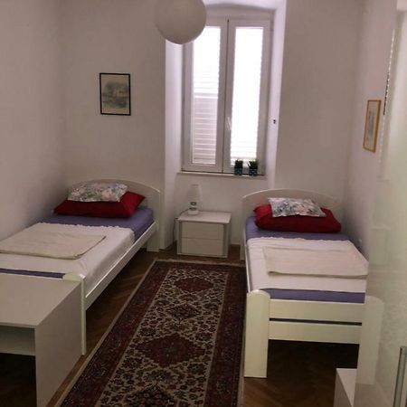 6 Tiha Ulica Apartman Dubrovnik Kültér fotó