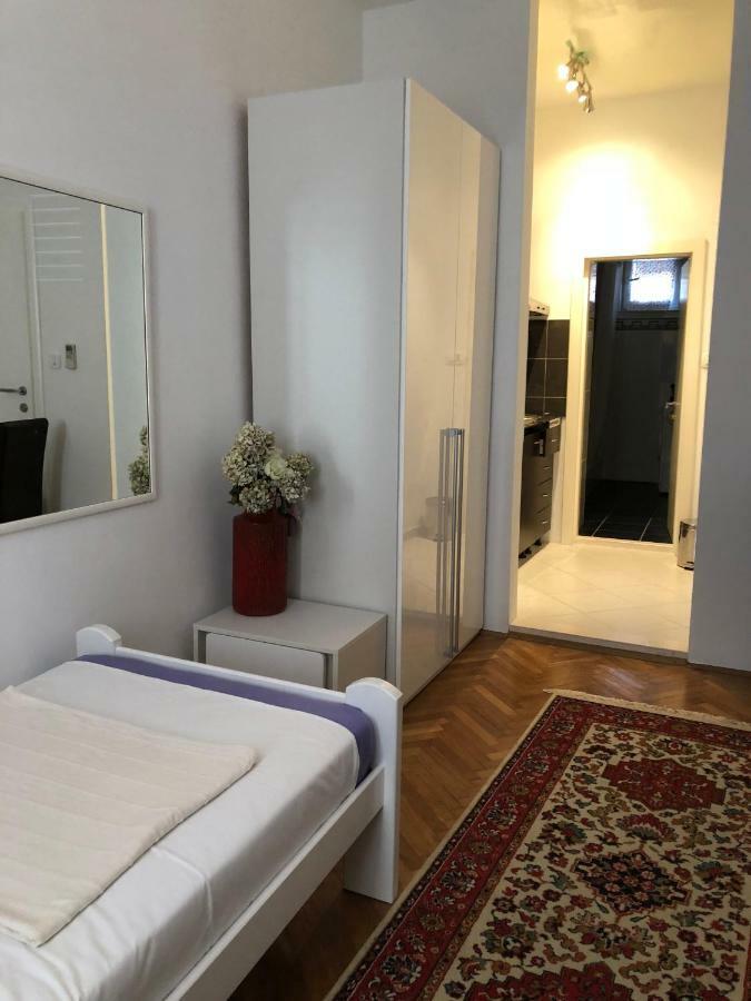 6 Tiha Ulica Apartman Dubrovnik Kültér fotó