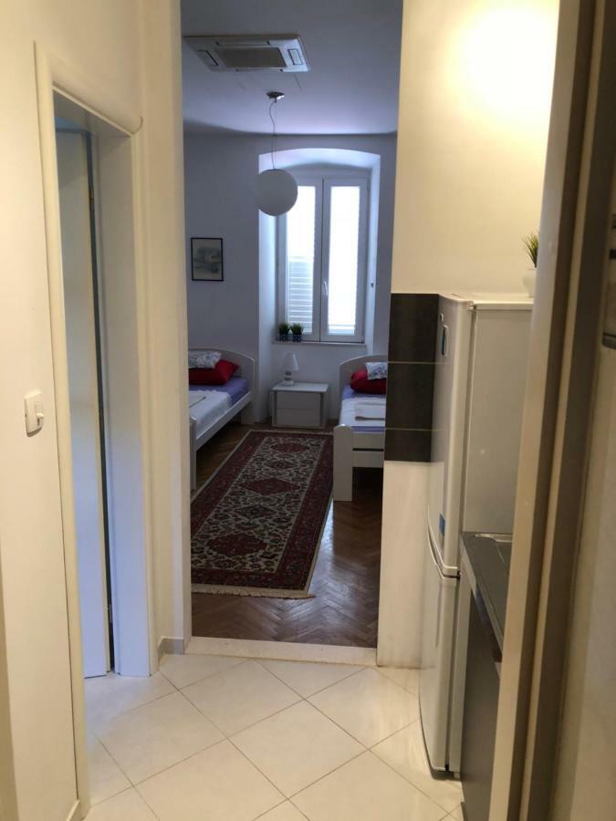 6 Tiha Ulica Apartman Dubrovnik Kültér fotó